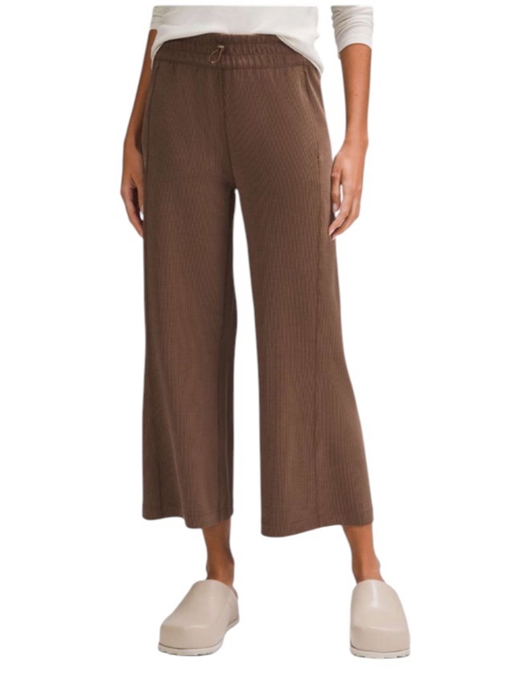 Lululemon Ribbed Softstreme Mid-Rise Wide-Leg Cropped Pant 25" Java Brown 14